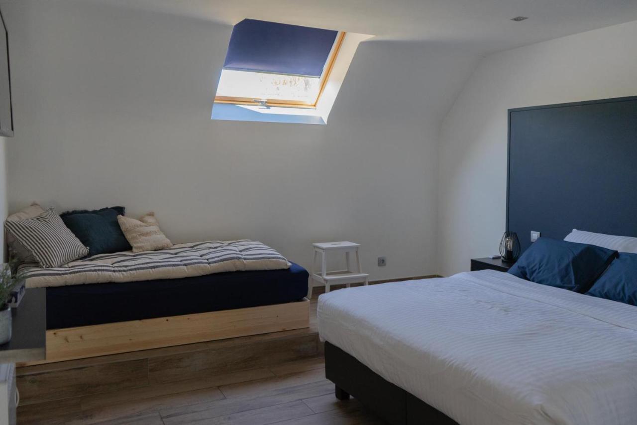 Au Petit Canteleu - Bed & Breakfast Beloeil Экстерьер фото